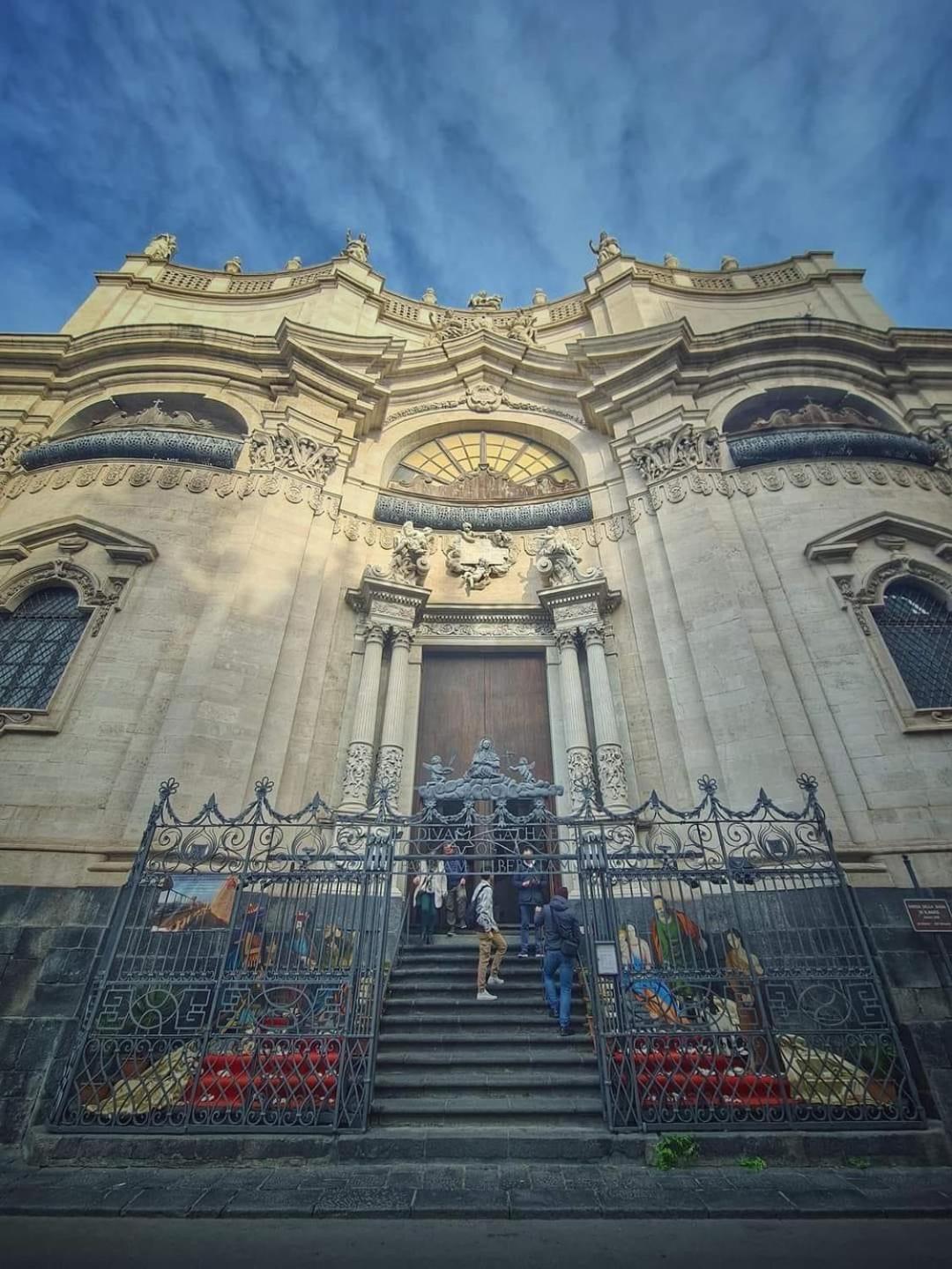 شقة Corte Capuana كاتانيا المظهر الخارجي الصورة